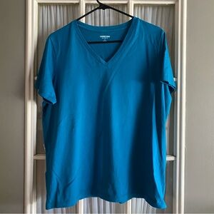 Lands end relaxed fit Vneck
